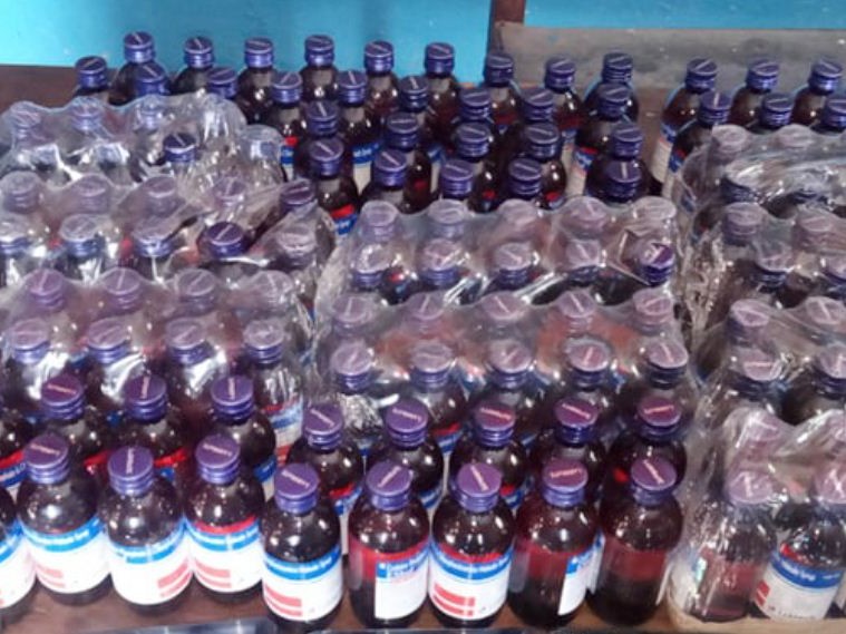 ९७ बोतल लागुऔषध बरामद 